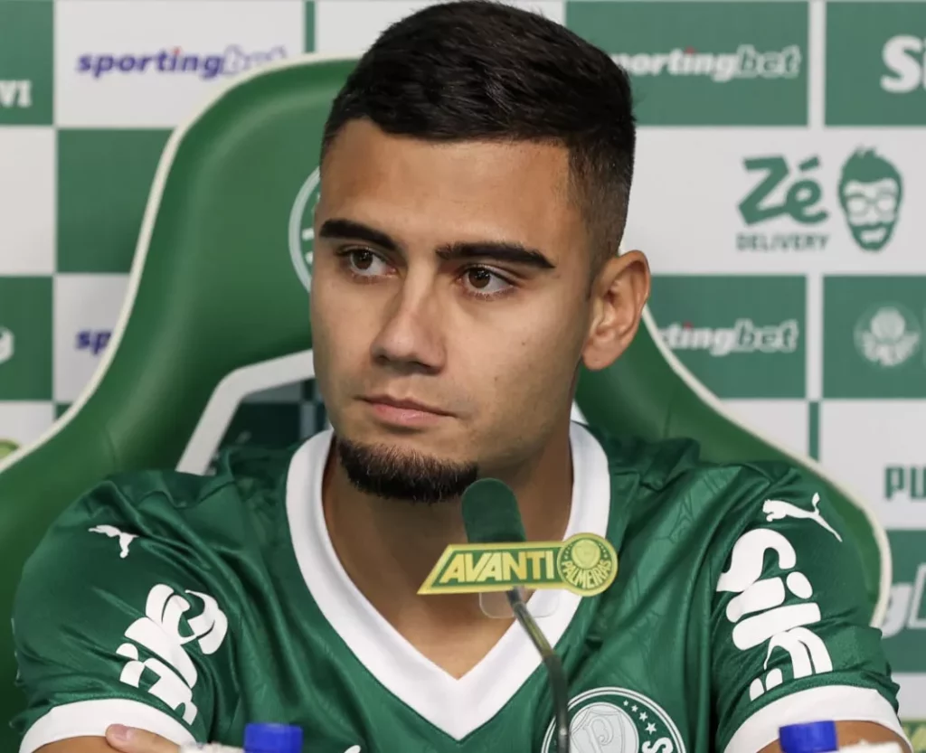 Andreas Pereira exalta Palmeiras e mira nova fase em retorno ao Brasil: ‘Vitrine para seleção’