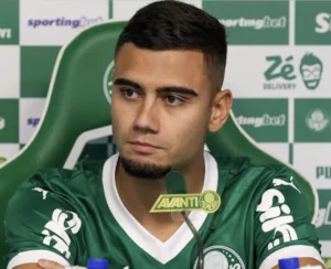 Andreas Pereira exalta Palmeiras e mira nova fase em retorno ao Brasil: 'Vitrine para seleção'