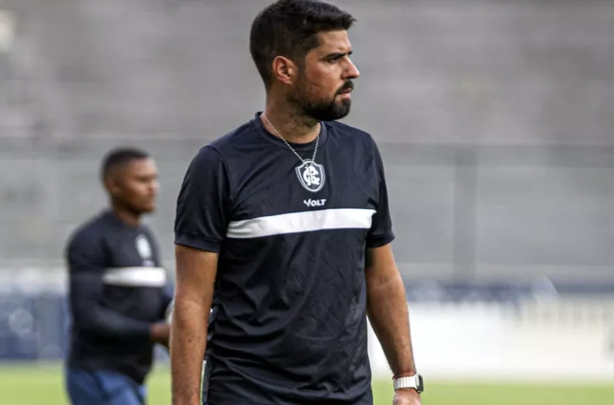 Série B: Remo recua e mantém Antônio Oliveira no comando