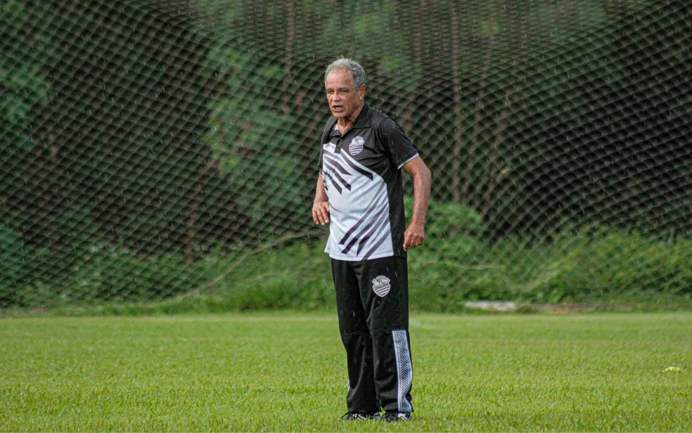 Roberval Davino exalta coletivo e resiliência do Comercial diante do São José