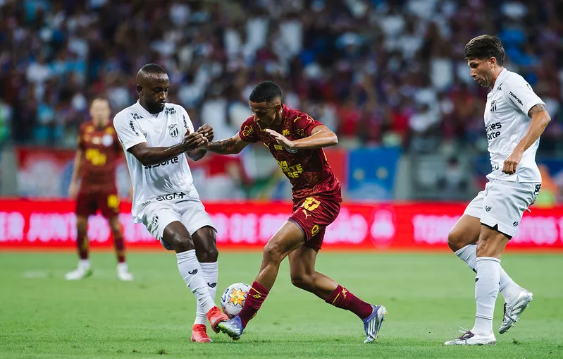 Confianca e Bahia se enfrentam na Copa do Nordeste 1