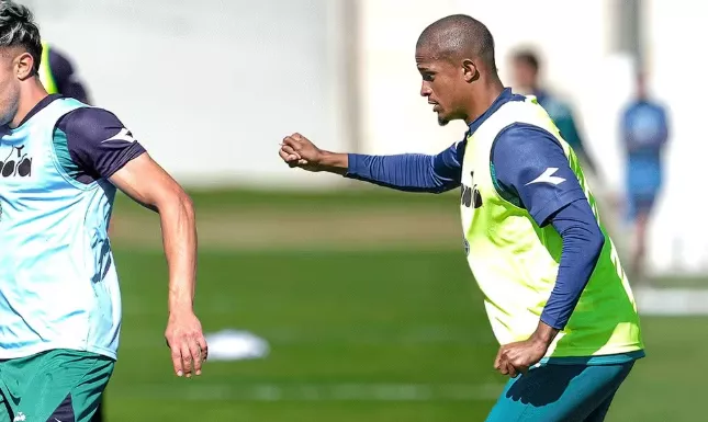 Coritiba empresta atacante ao America MG