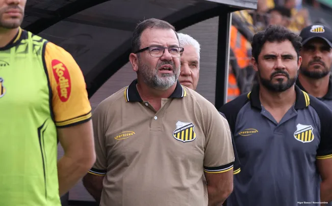 Enderson Moreira minimiza pressao apos empate do Novorizontino