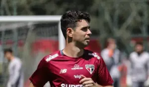Oscar segue fora do São Paulo e Crespo explica cautela: 