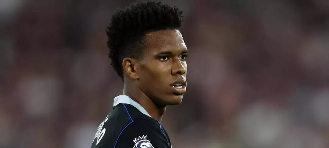 Estêvão destaca amadurecimento no Chelsea: ‘Mais forte mentalmente’