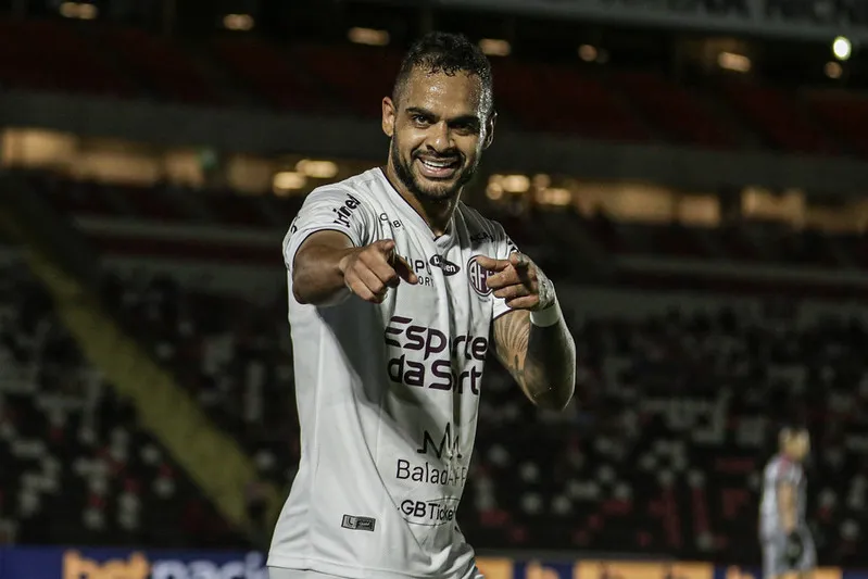 Ferroviaria bate Botafogo SP na Serie B 2