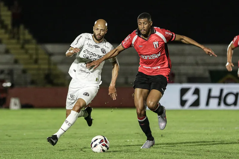 Ferroviaria bate Botafogo SP na Serie B 4
