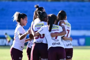 Taubaté 0 x 2 Ferroviária - Vitória para confirmar presença no G-4