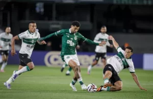 Goiás x Paysandu - Onde assistir, escalações e arbitragem