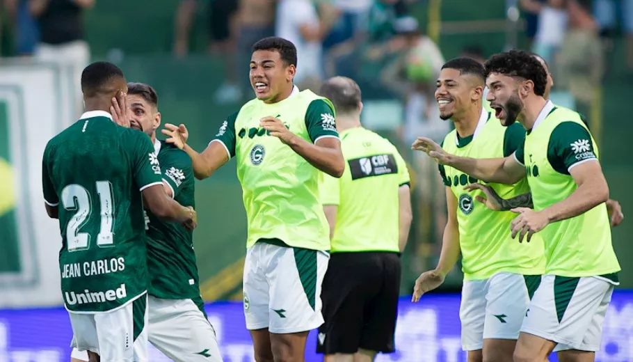 Seleção FI da 27ª rodada da Série B tem destaques de novo líder e embalados 2 Goias