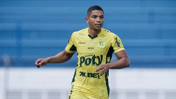 Guarani contrata mais dois reforcos serie c