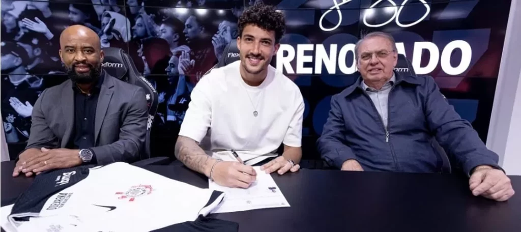Corinthians renova com Gustavo Henrique até 2027 e joia assina até 2029