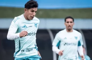 Cruzeiro se prepara para duelo decisivo contra Vasco pelo Brasileirão