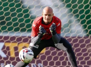 Ituano renova com zagueiro e goleiro para temporada 2026