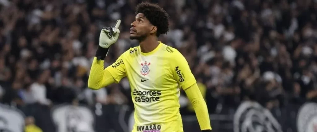 Hugo Souza supera marca de Dida no Corinthians após passar mal na Bolívia