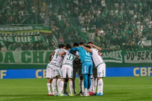 Série B: Chapecoense tem retorno para clássico contra o Avaí