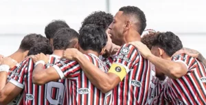 Paulista inicia reformulação com três saídas confirmadas