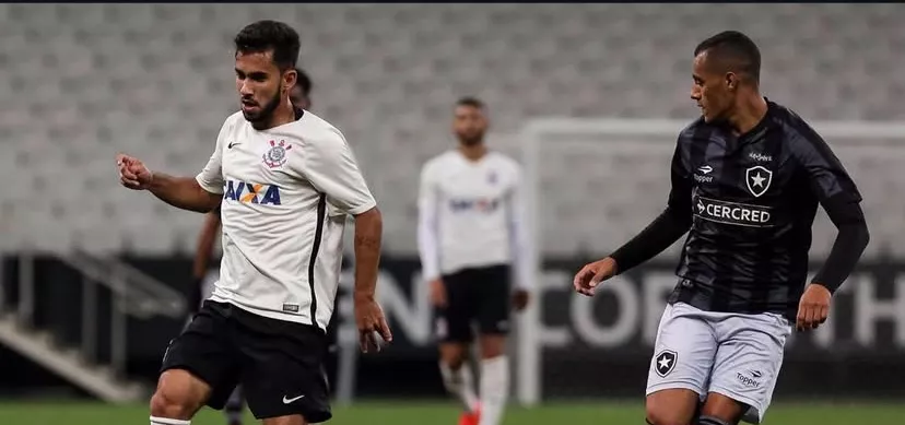 Lauder abre o jogo sobre futuro após passagem no São Bento 3 IMG 3951