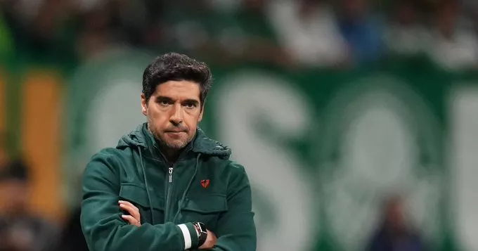 Abel indica que renovará com o Palmeiras: 'Não preciso de papel para ficar'