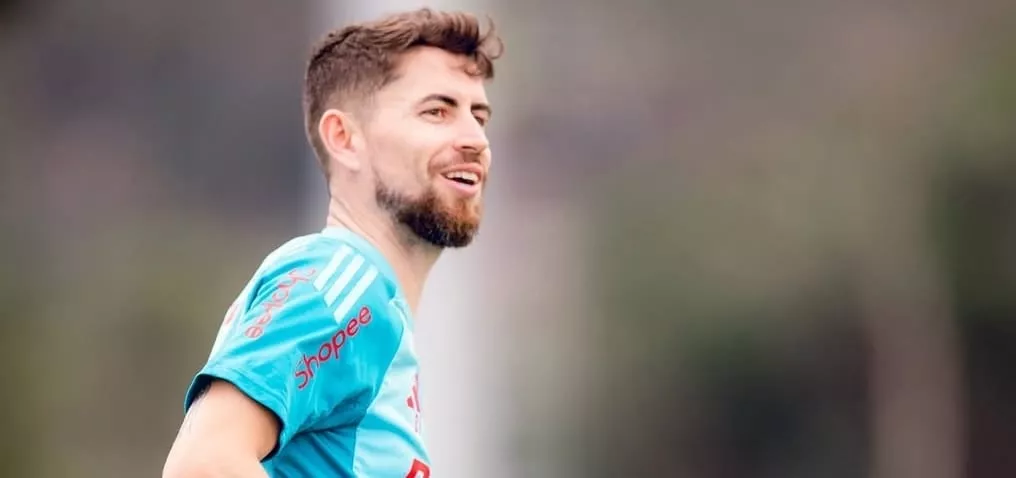 Jorginho volta a treinar e reforça o Flamengo contra o Juventude