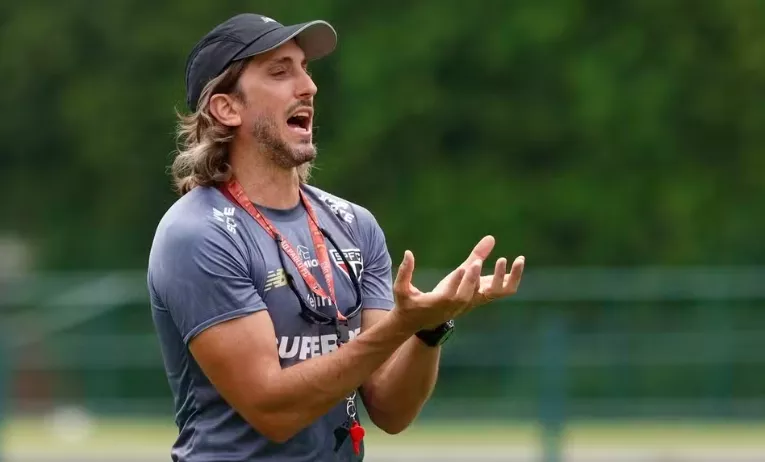 Zubeldía, ex-treinador do São Paulo