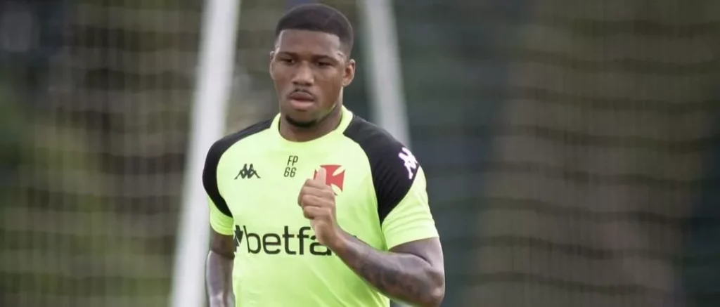 Leandrinho segue no Vasco após negócio frustrado com Club Brugge