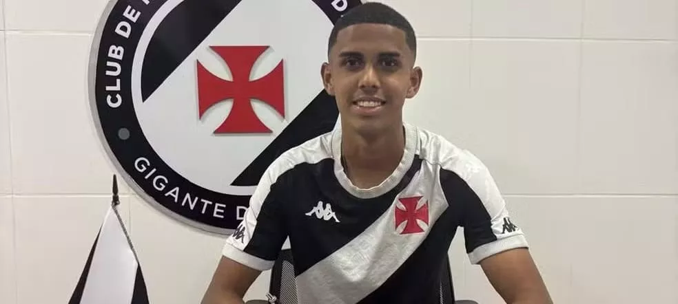 Vasco renova o contrato de promessa até 2028 com multa milionária