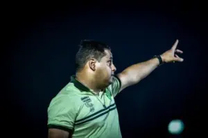 Leston Júnior classifica vitória do Floresta como “gigante” na Série C