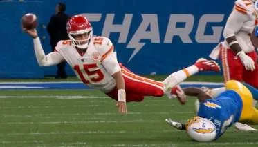 NFL: Chargers vencem Chiefs na Neo Química por 27 a 21 2 NFL - 2025