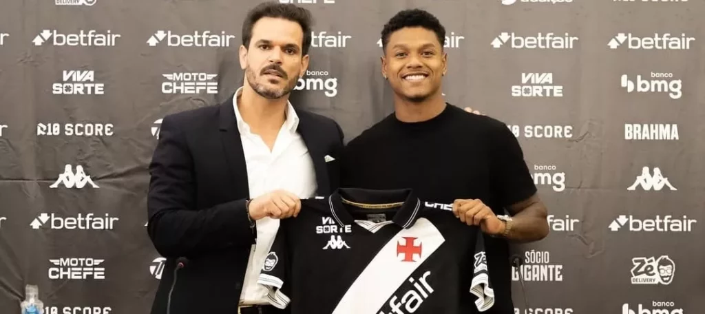 Vasco apresenta os reforços Matheus França e Carlos Cuesta 2 Matheus Franca