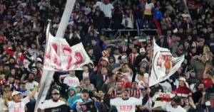 Presidente do Paraguai decreta feriado nacional após classificação do país à Copa de 2026