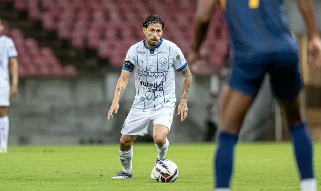 Paysandu contrata o meia Gustavo Nicola