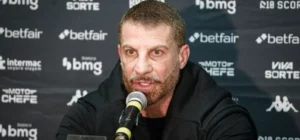 Pedrinho ironiza presidente do Flamengo: 'Tem paixão pelo Vasco'