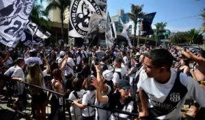 Ponte Preta faz promoção e o Náutico valoriza o 'bicho'