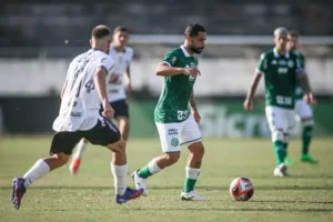 Guarani se despede do atacante Raí, que teve contrato encerrado