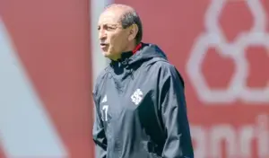 Ramón Díaz promete Internacional agressivo e dinâmico para reação no Brasileirão