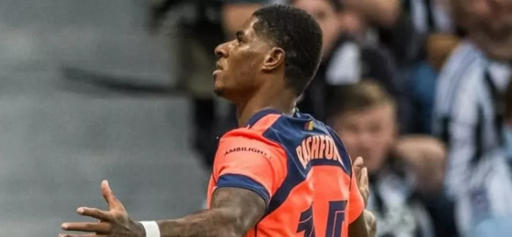 Rashford decide e Barcelona vence Newcastle em estreia na Champions