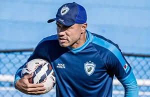 Técnico do Londrina: “Nós vamos suar sangue lá dentro” em jogo decisivo da Série C