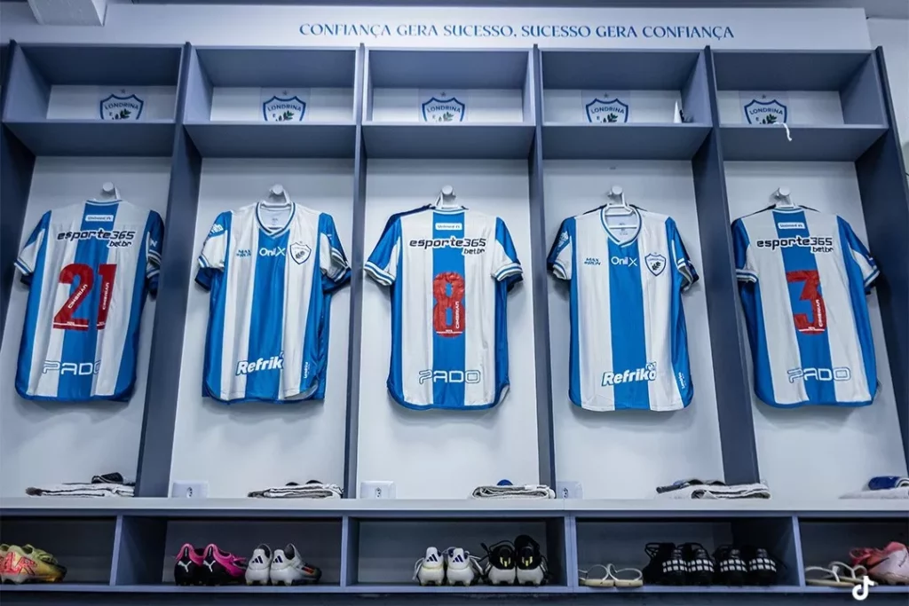 Londrina x Floresta - Onde assistir e escalações! 2 Londrina x Floresta - Onde assistir e escalações! (Foto: Rafael Martins/ Londrina EC.)