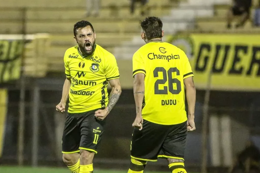 São Bernardo x Londrina - Onde assistir e escalações! (Foto: Janes Carvalho/Onzex Press/São Bernardo)