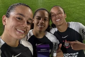PAULISTÃO FEMININO: Corinthians vence fora e Palmeiras atropela