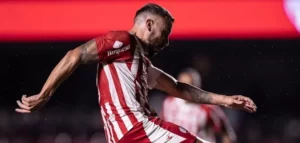 Náutico perde Paulo Sérgio e enfrenta Brusque sem artilheiro