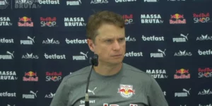 “Muito abaixo do esperado”: Seabra analisa Bragantino após derrota para o Botafogo