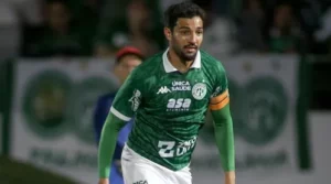 Guarani perde Alan Santos, mas reforça elenco para fase decisiva da Série C