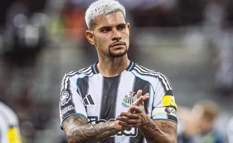 Bruno Guimarães diz que só volta a jogar no Brasil por Vasco ou Athletico-PR