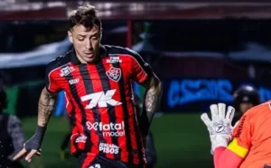 Vitória tem retornos e prepara duelo decisivo no Brasileirão