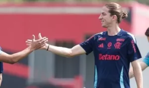 Filipe Luís valoriza grupo do Flamengo e mira Libertadores