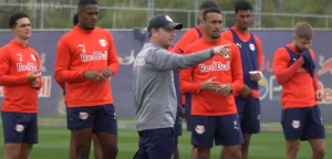 Bragantino foca no Cruzeiro após empate com Sport no Brasileirão