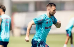 Flamengo ganha reforços para pegar Estudiantes na Libertadores