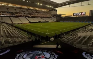 Corinthians avalia renegociação de dívida da Arena com a Caixa